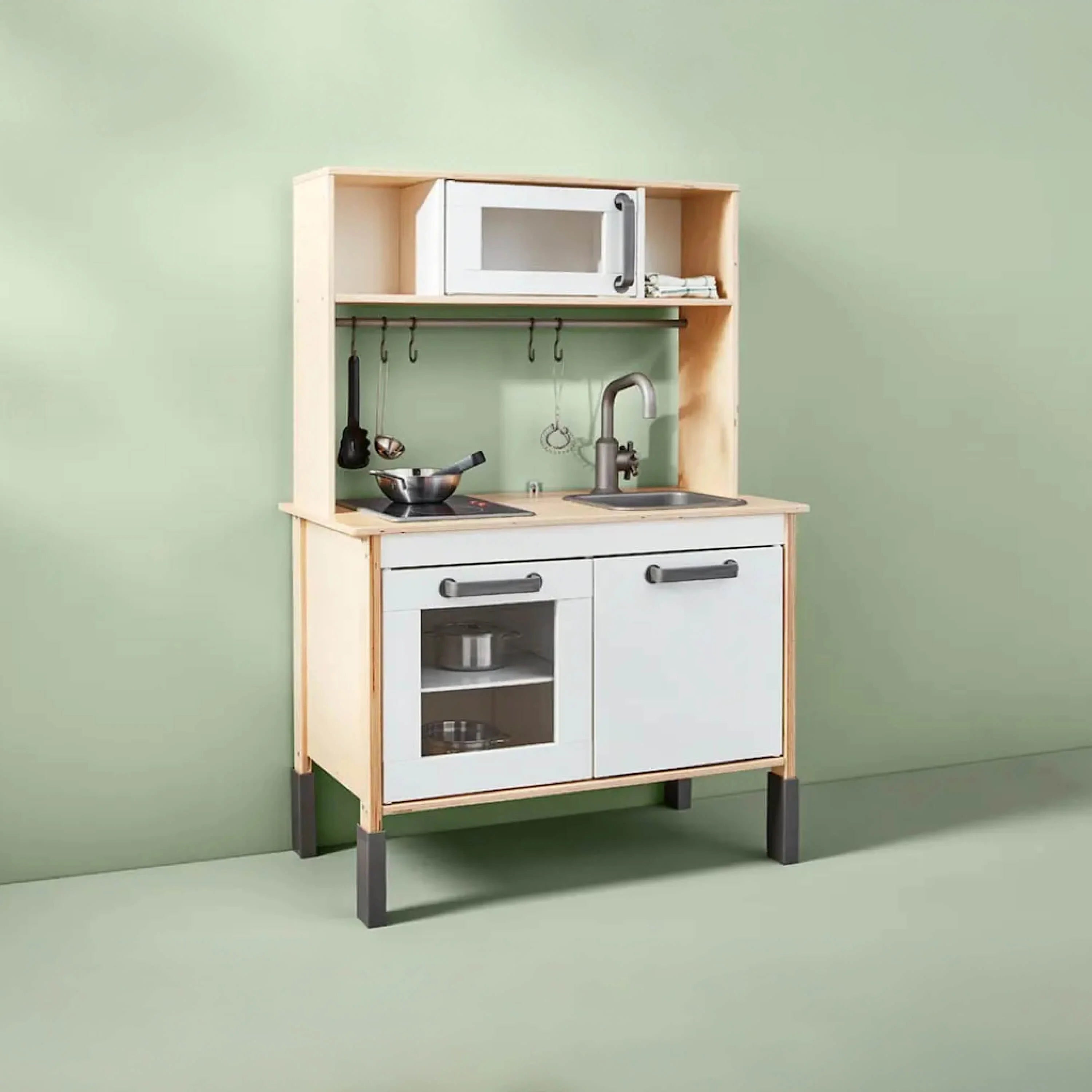 Toy Kitchen